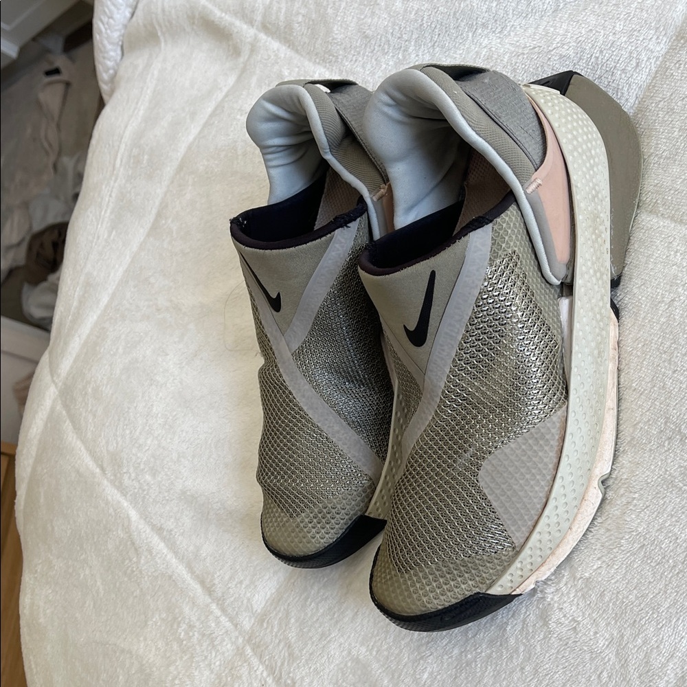Nike go fly ease